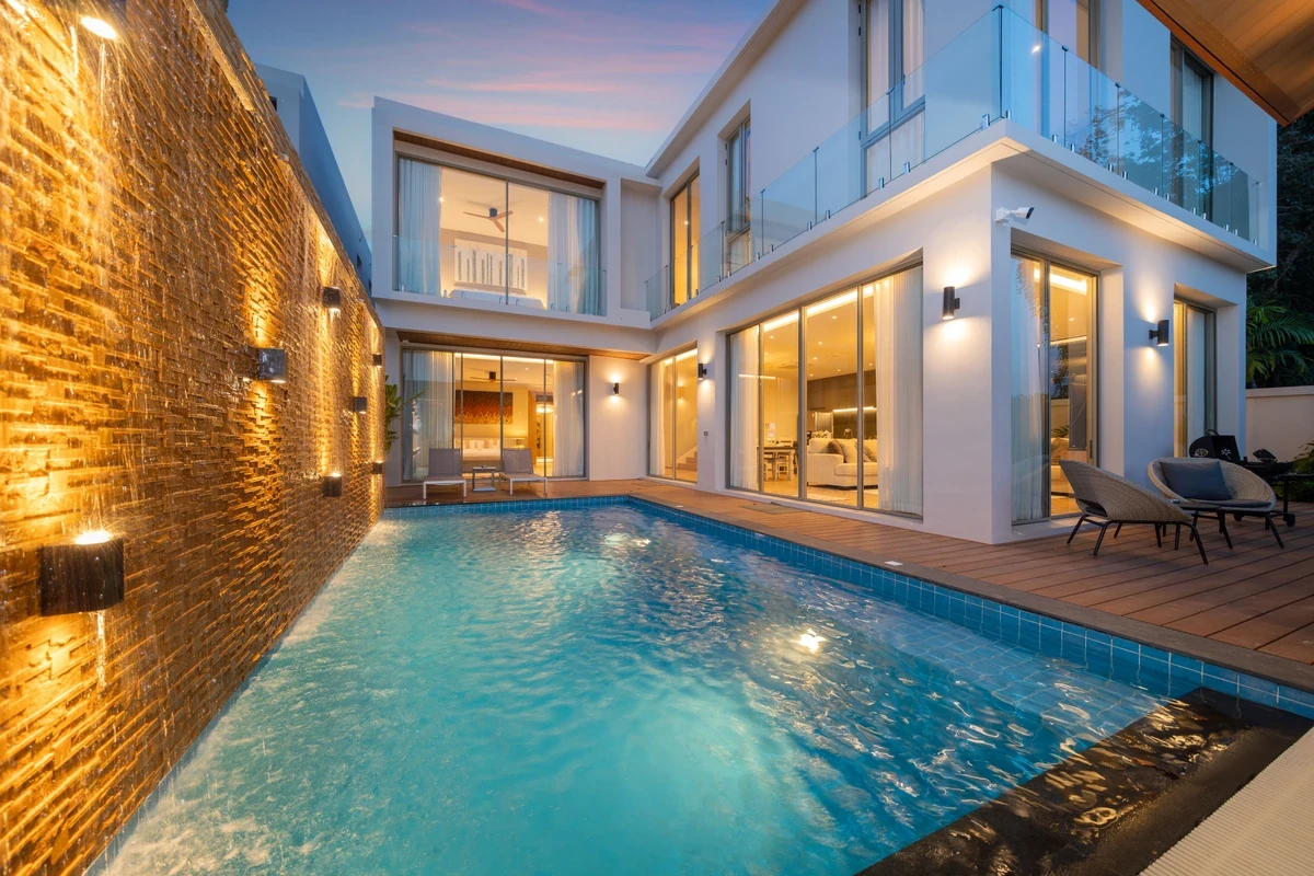 Video thumbnail: 06. Outdoor Living